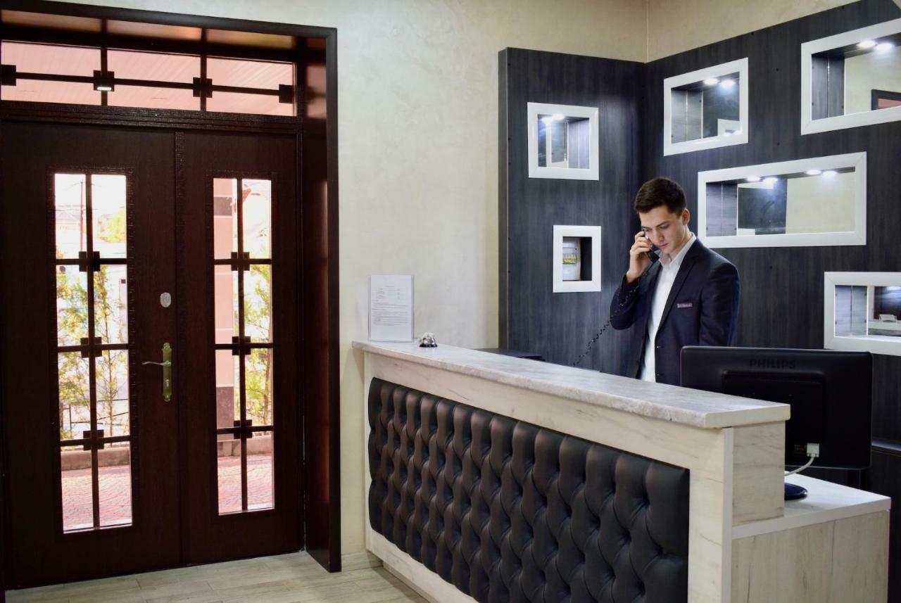 Dostar Inn Šymkent Exteriér fotografie