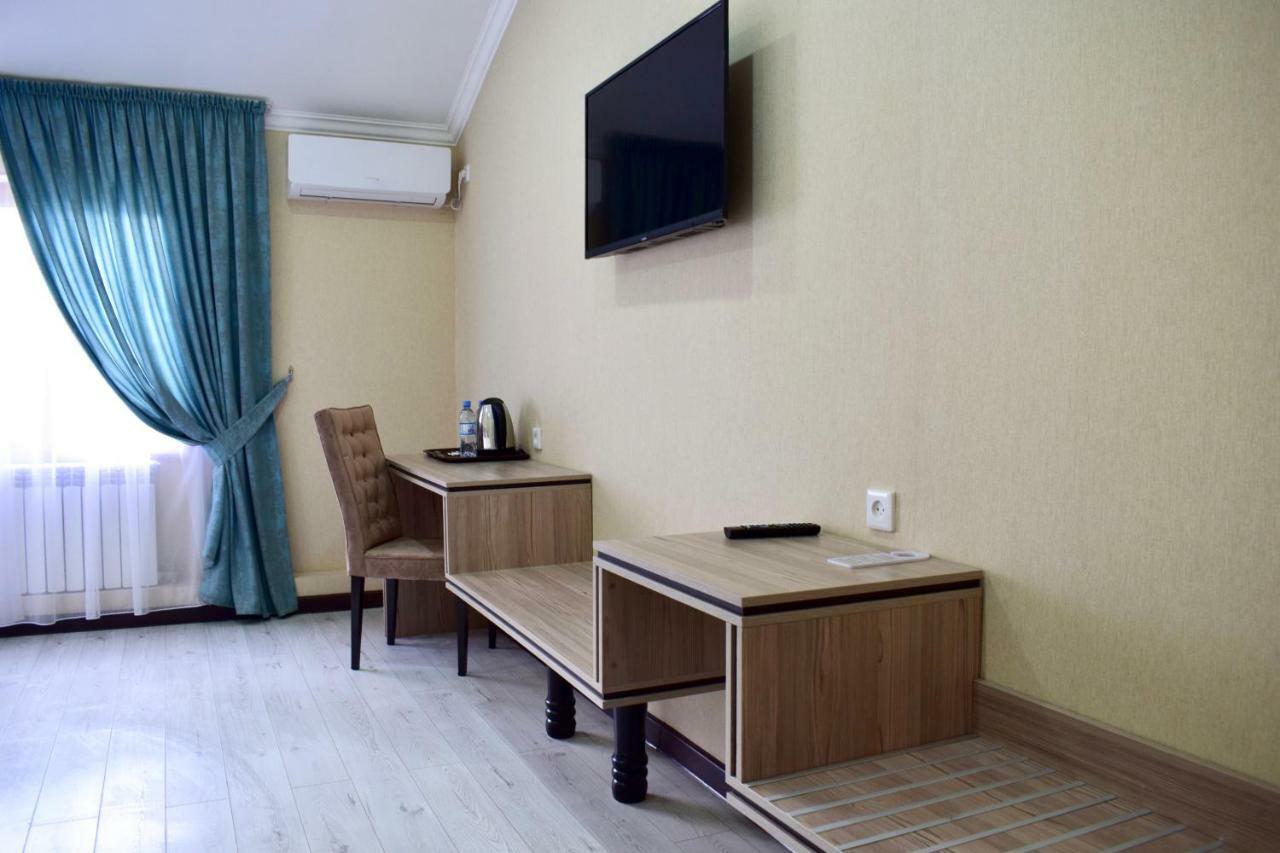 Dostar Inn Šymkent Exteriér fotografie
